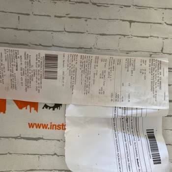 Nike Ayakkabının Ön Kısmında Açılmalar