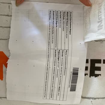 Nike Ayakkabının Ön Kısmında Açılmalar