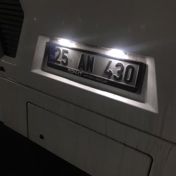 Metro Turizm Şoför Ve Muavinin Küfürleriyle, Yaz Ayında Klimasız Yolculuk Skandalı