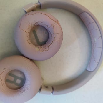 JBL Bt600 Kulaklık Soyulma Sorunu