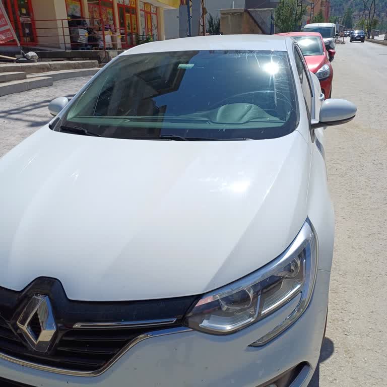 Renault Megan4 1.3 Kalkışta Sadece Titreme