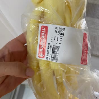 Hapeloğlu AVM Severek Alışveriş Yaptığımız Marketten Küflü Peynir Şoku