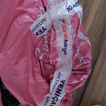 Sürat Kargo Ürünüm Yırtılmış Ve İçindeki Ürünler Eksik Gelmiştir