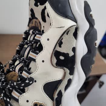 Skechers Ayakkabı Ürün Deformasyonu