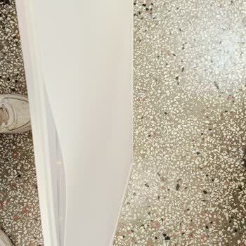 Sakarya İthalat İnsanlara Hasarlı Malı Gönderiyor!