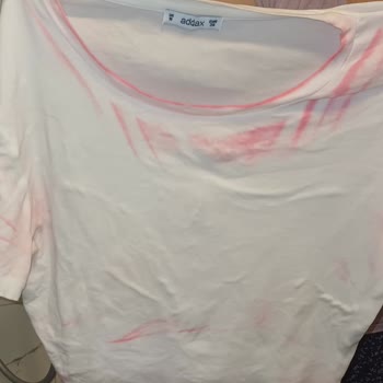 Addax Beyaz T-shirt Sorunsalı