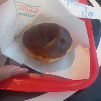 Krispy Kreme Söğütözü Şubesi Umursamazlığı Ve Kabalığı