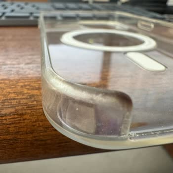 iPhone Apple Kılıfında Renk Değişimi Ve Garanti Sorunu