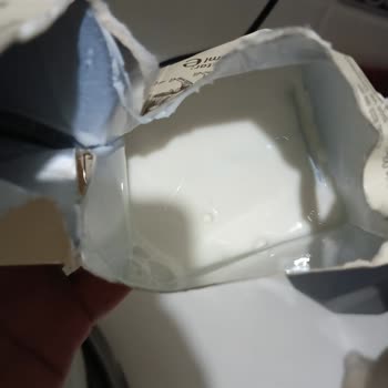 Birşah Bozuk Sütleri Kontrol Etmeden Satıyor