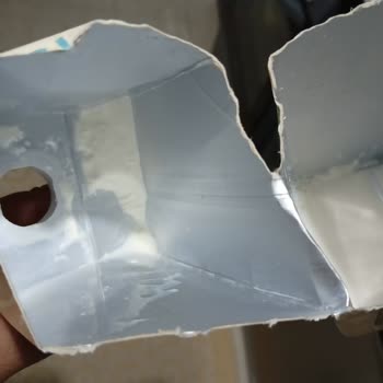 Birşah Bozuk Sütleri Kontrol Etmeden Satıyor