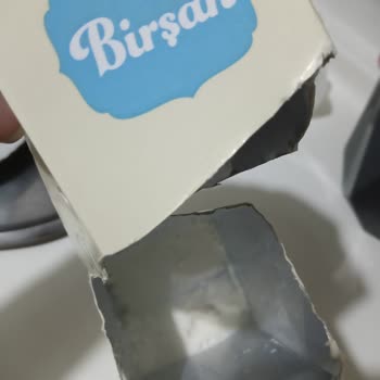 Birşah Bozuk Sütleri Kontrol Etmeden Satıyor