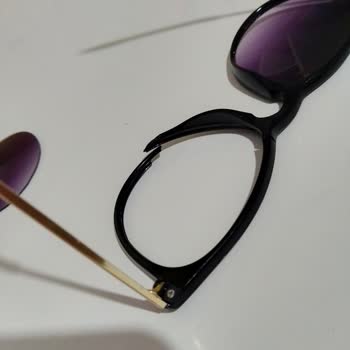 Aqua Di Polo Gözlük Çerçevesinin Kırılması