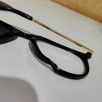 Aqua Di Polo Gözlük Çerçevesinin Kırılması