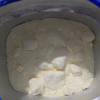 Aptamil 2 Numara Sürekli Topaklanıyor Keskin Ağır Kokuyor