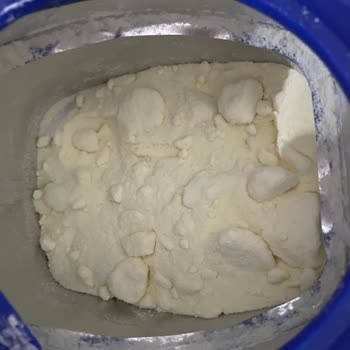 Aptamil 2 Numara Sürekli Topaklanıyor Keskin Ağır Kokuyor