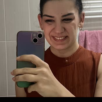 Dr. Ekrem Keskin Botox-Behandlung führte zu asymmetrischem und verzerrtem Gesicht