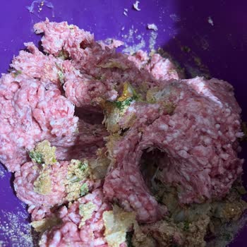 Köfteci Yusuf Yağdan Kıyma Görünmüyor!