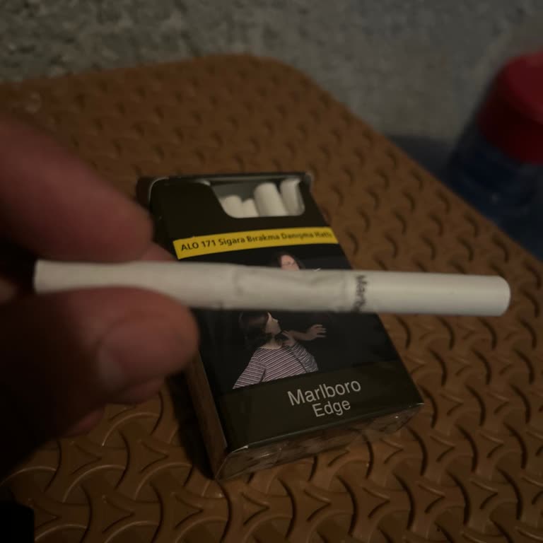 Marlboro Malzemeden Kaçıyor
