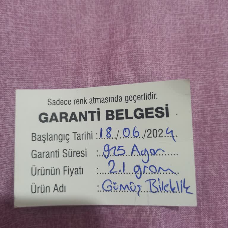 Bijutakı Kendiyle Çelişen Tavırları