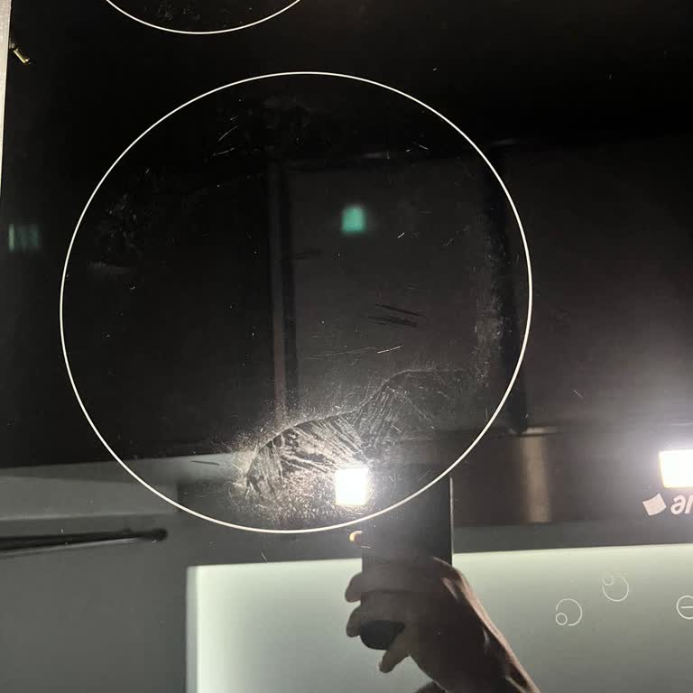 Arçelik Cam Ocakta Leke Oluştu