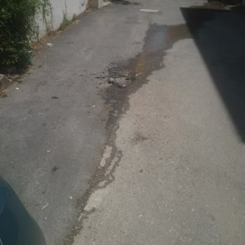 İzmir Büyükşehir Belediyesi Arızalı Atık Su Kanal Borusu Patlağı