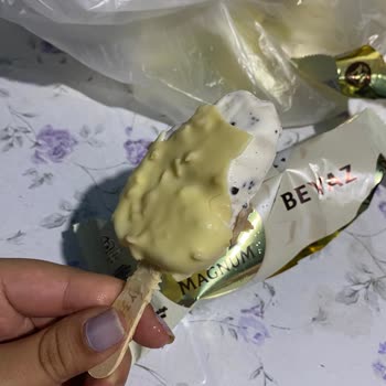 Magnum Malum İçinden Bir Şey Çıktı