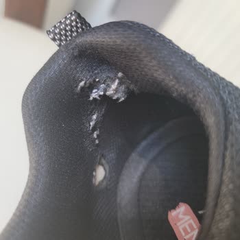 Skechers Firma İlgisizliği Hatayı Kabul Etmedi
