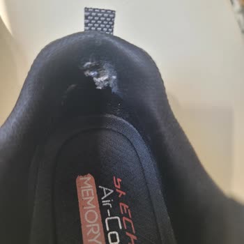 Skechers Firma İlgisizliği Hatayı Kabul Etmedi