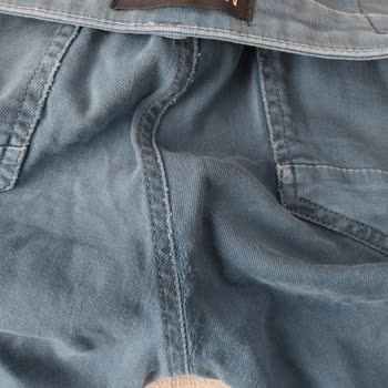 Mavi Pantolon Kalitesiz