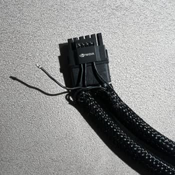 Nvidia Erkan Kartı Kablosu!