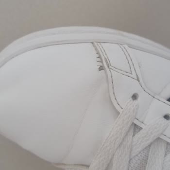 Deichmann Üretim Hatası Kabul Etmiyor
