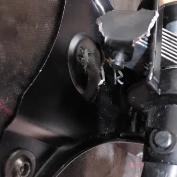 Xdrive Oyuncu Koltuğu Alt Bağlantı Bölümü Kırılması