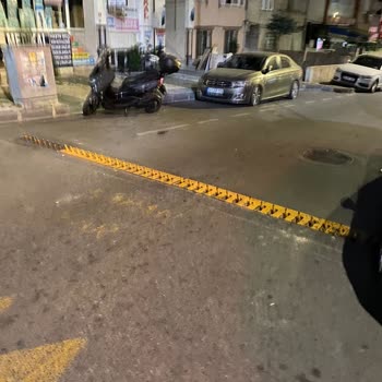 Gaziosmanpaşa Belediyesi Gaziosmanpaşa Karayolları 623. Sokak Kapan İhmali