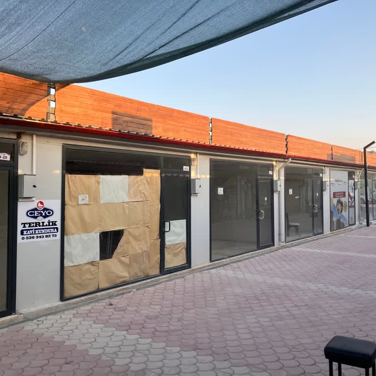 AFAD Depremzede Esnaflarına Boş İş Yerini Vermiyorlar