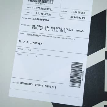 Adidas Alphabounce Risse im Schuh – Enttäuschender Kundenservice