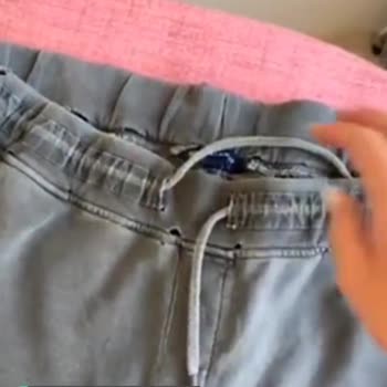 Nautica Şort Üzerinde Oluşan Delikler