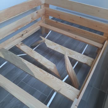 My Mob Mobilya Sedir Alt Kısmı Kırıldı