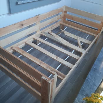 My Mob Mobilya Sedir Alt Kısmı Kırıldı