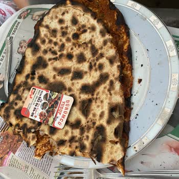 Manisa'daki Restoranda Yaşanan Lahmacun Sorunu