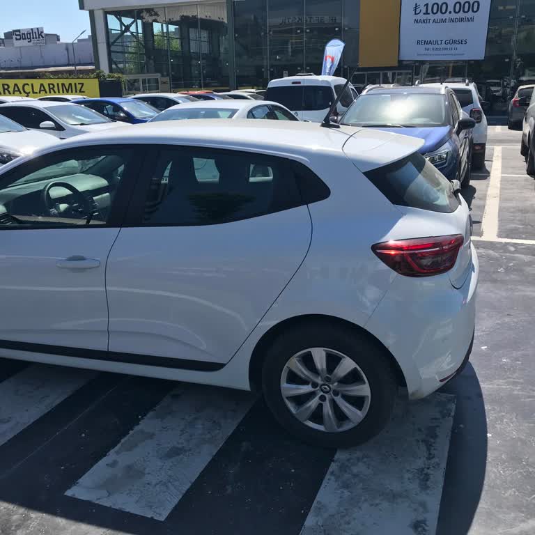 Renault Pişmanlıktır Yedek Parça Yok