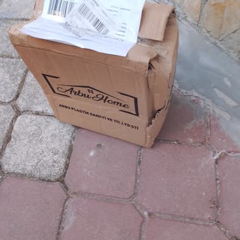 Sürat Kargo Kargom Parçalanmış Geldi