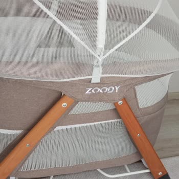 Genç Bebe Park Beşiğin Yanlış Renkte Verilmesi (kasıtlı Olarak Satmak Adına)