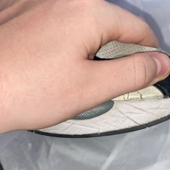 Deichmann Müşteri Odaklı Olun İnatlaşmayı Bırakın Yardıma İhtiyacım Var