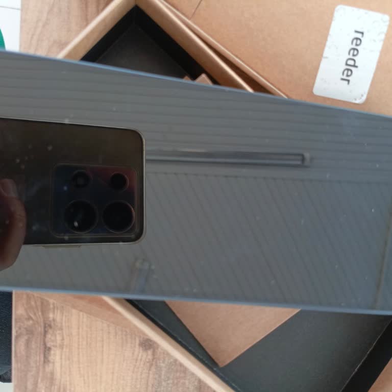 Reeder Ekran Gidip Renkli Ekran Geliyor