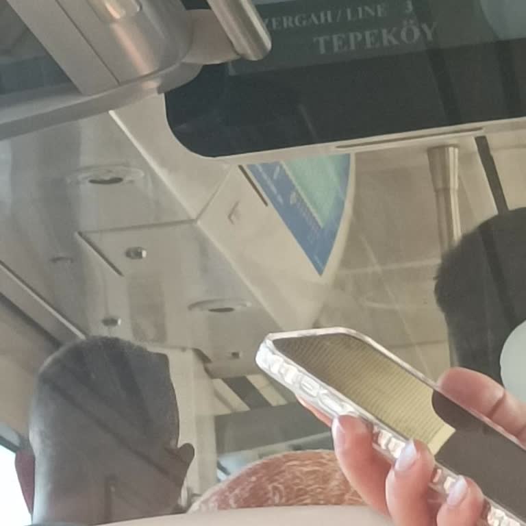 İzban Gecikmeleri Ve Klima Sorunu: Yolcular Mağdur!