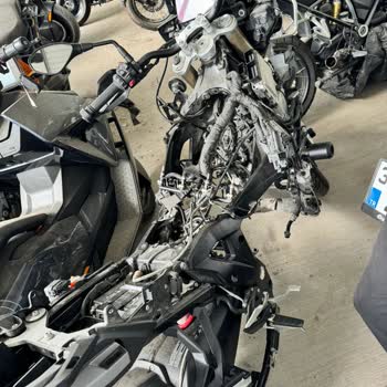 Seyir Haline Sıfır Servis Bakımlı BMW Motosiklet Patladı!