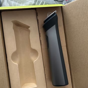 Teknouygun (hesaplimagaza) Philips Marka Tıraş Seti Kullanılmış Şekilde Teslim Edildi