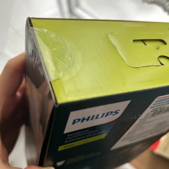 Teknouygun (hesaplimagaza) Philips Marka Tıraş Seti Kullanılmış Şekilde Teslim Edildi