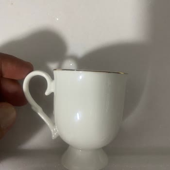 Karaca Züccaciye Fincanların Şekil Bozukluğu