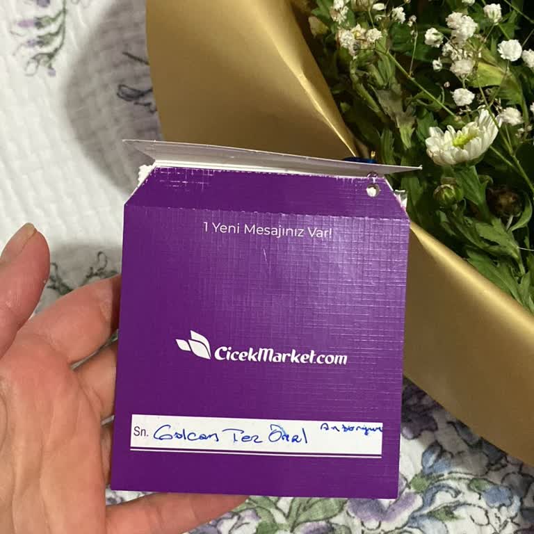 Çiçek Market Ten Verdiğim Sipariş Yanlış Teslim Edildi.